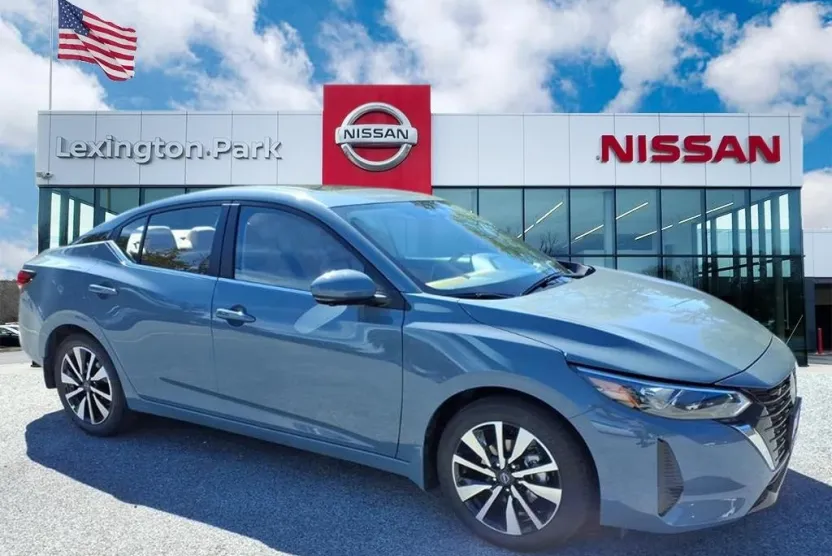 2025 Nissan Sentra SV photo 1