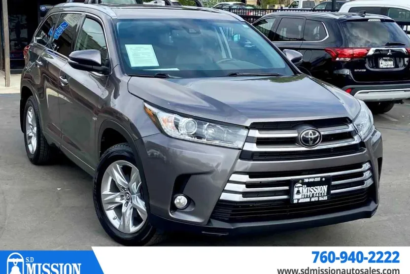 2018 Toyota Highlander Limited photo 1
