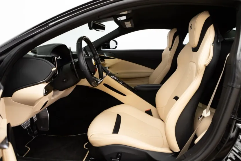 2021 Ferrari Roma photo 1
