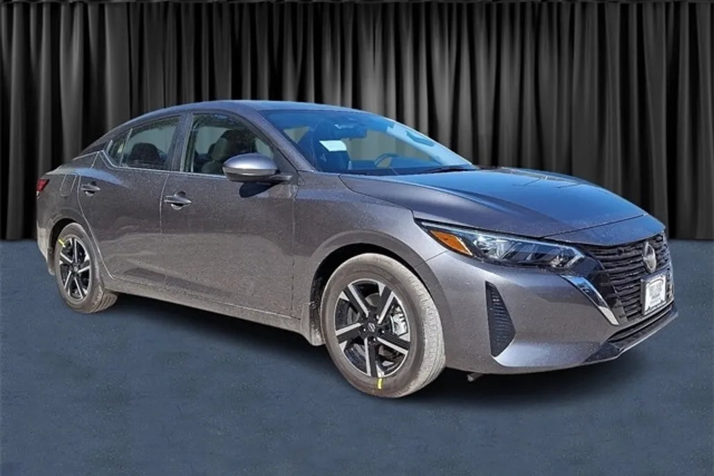 2025 Nissan Sentra SV photo 1