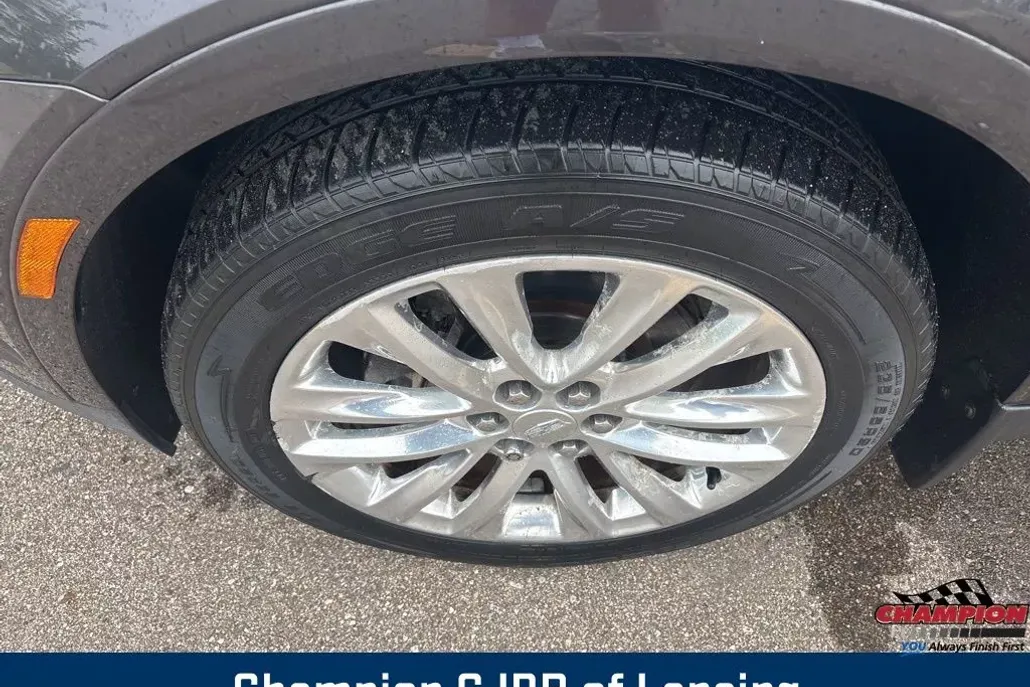 2017 Cadillac XT5 Platinum photo 1