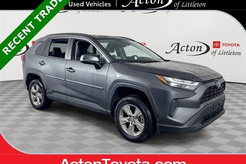 2023 Toyota RAV4 Hybrid XLE photo 1