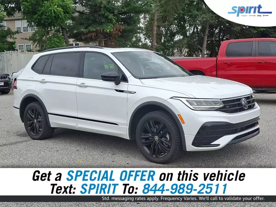 2022 Volkswagen Tiguan SE R-Line Black photo 1