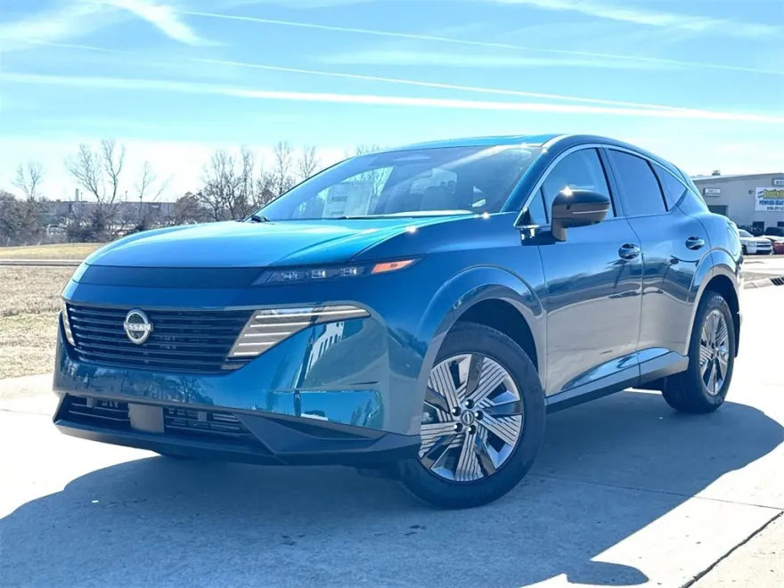 2025 Nissan Murano LE photo 1