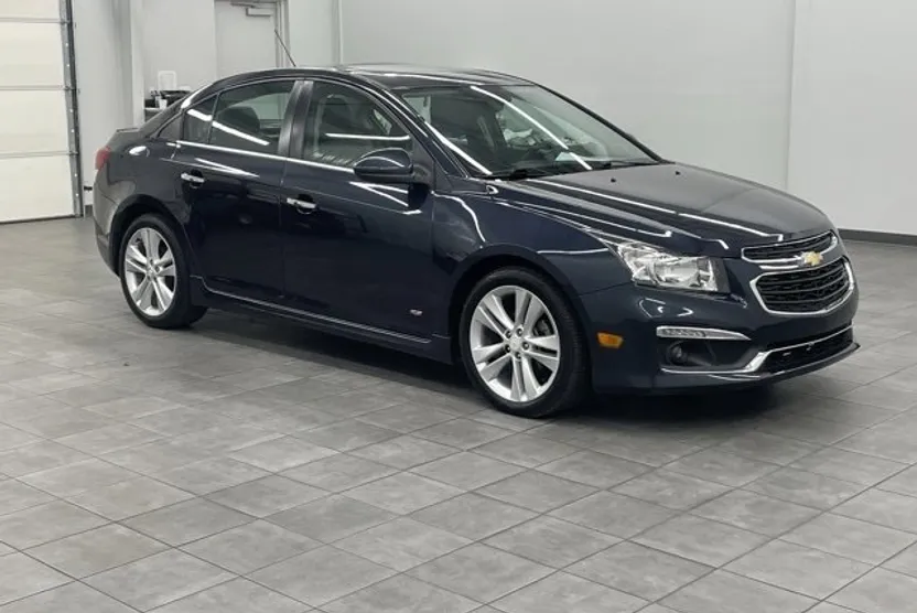 2015 Chevrolet Cruze LTZ photo 1