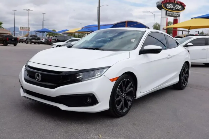 2020 Honda Civic Sport photo 1