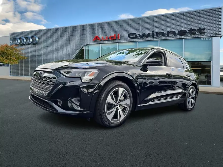 2024 Audi Q8 E-tron Premium Plus photo 1
