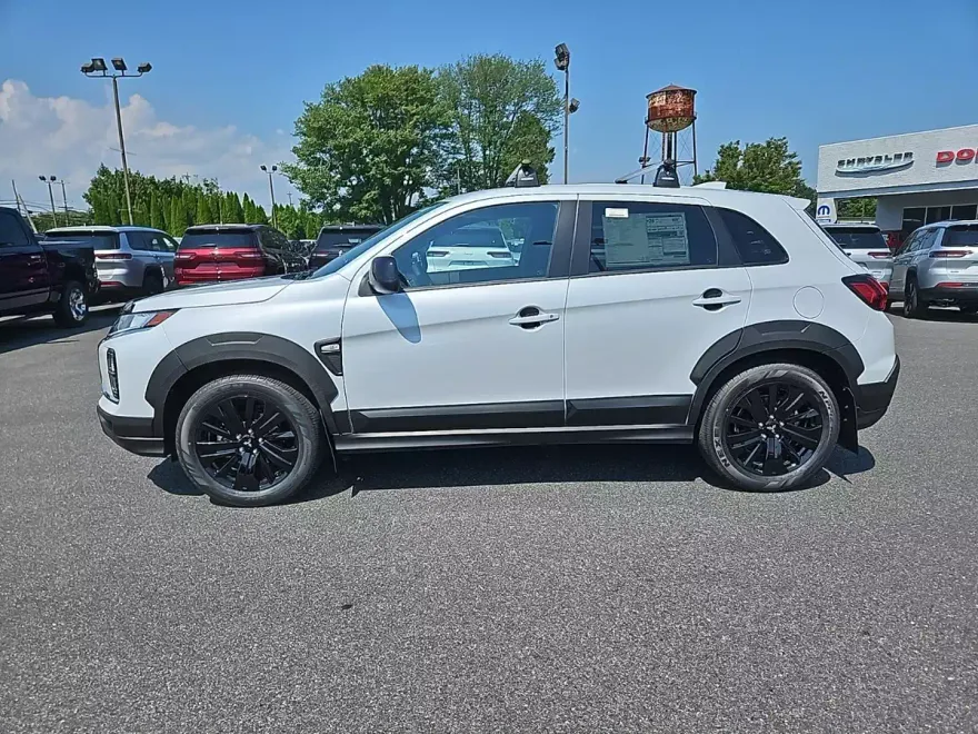 2025 Mitsubishi Outlander Sport ES SE LE photo 1