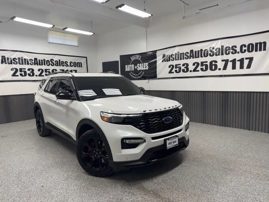 2020 Ford Explorer ST photo 1
