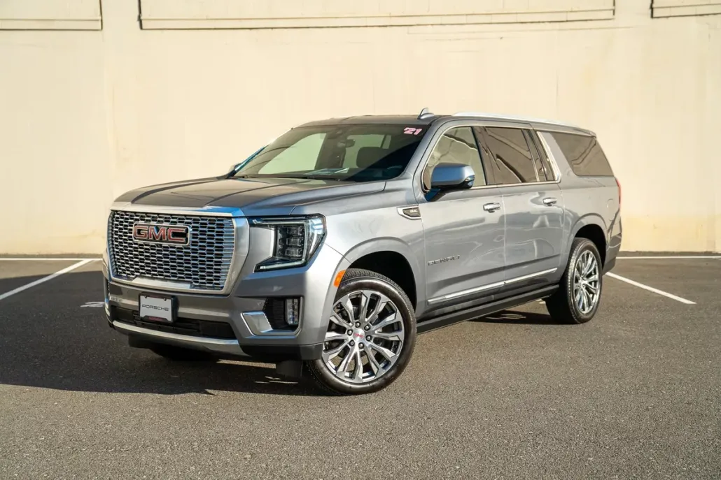 2021 Gmc Yukon XL Denali photo 1