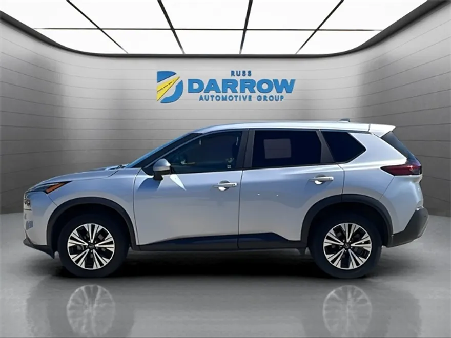 2023 Nissan Rogue SV photo 1