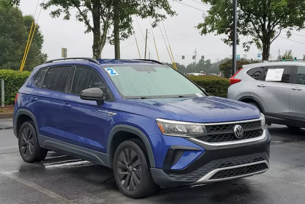 2022 Volkswagen Taos S photo 1