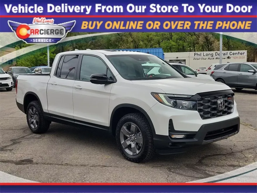 2025 Honda Ridgeline TrailSport photo 1