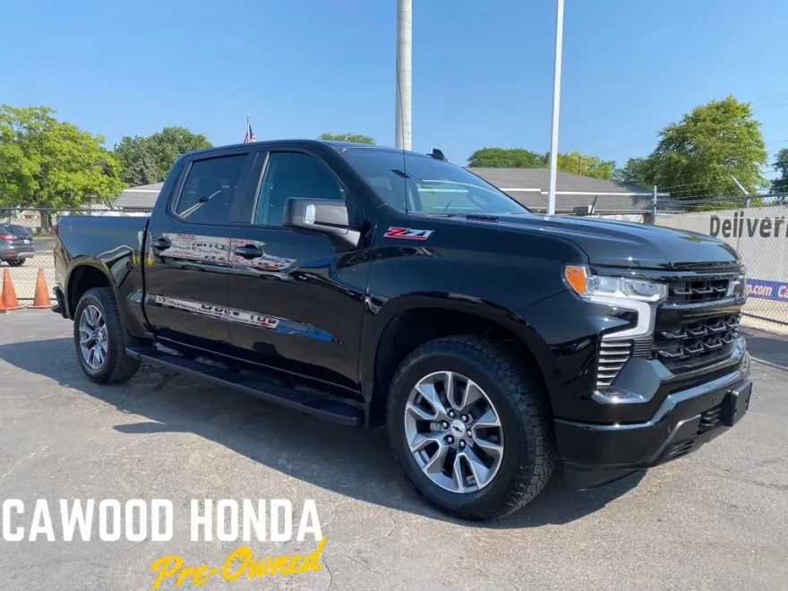 2024 Chevrolet Silverado 1500 RST photo 1