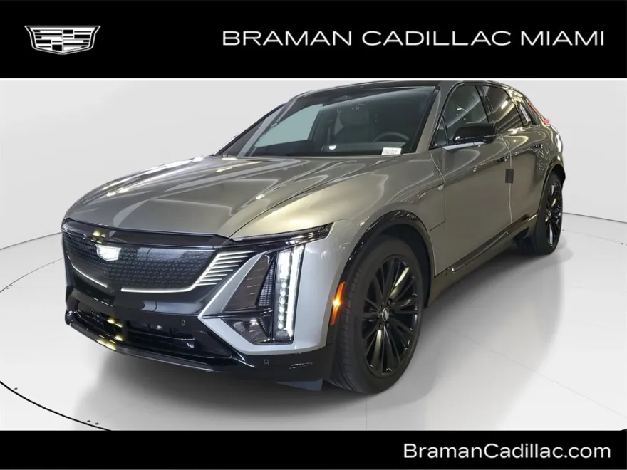 2025 Cadillac Lyriq Sport photo 1