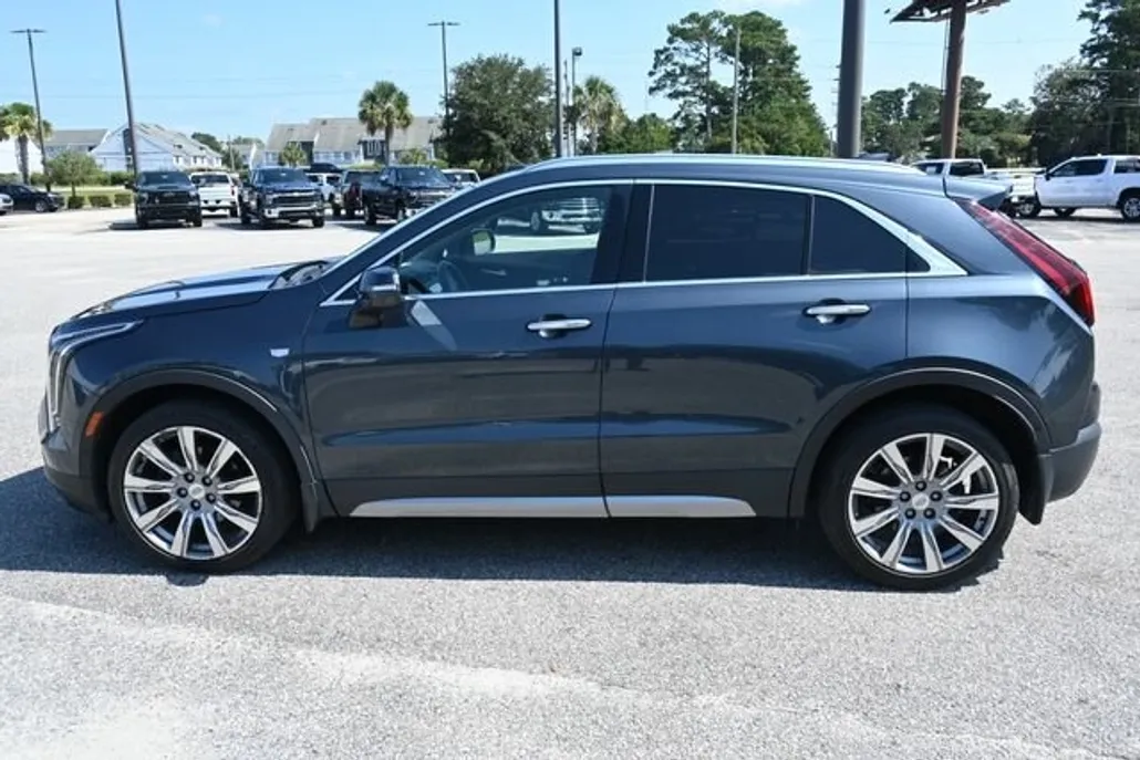 2019 Cadillac XT4 Premium Luxury photo 1