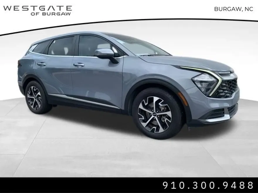 2023 Kia Sportage EX photo 1