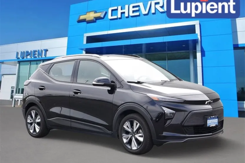 2022 Chevrolet Bolt EUV photo 1