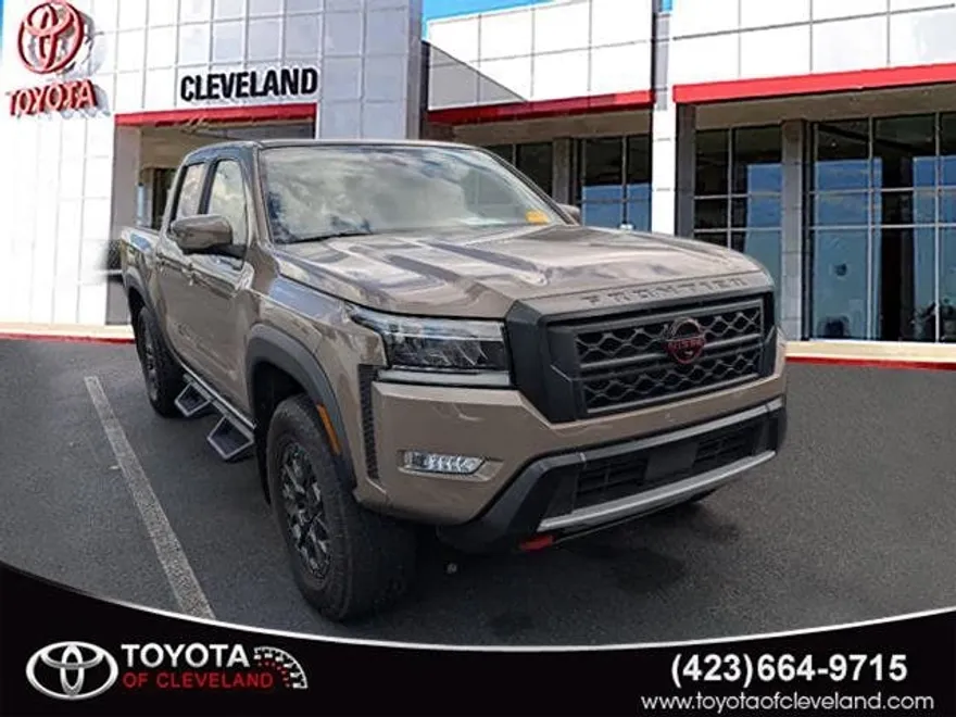 2023 Nissan Frontier PRO-4X photo 1