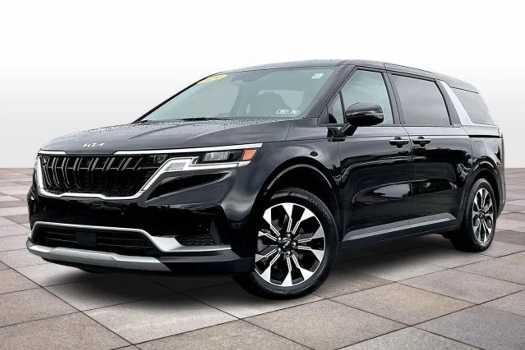 2024 Kia Carnival EX photo 1