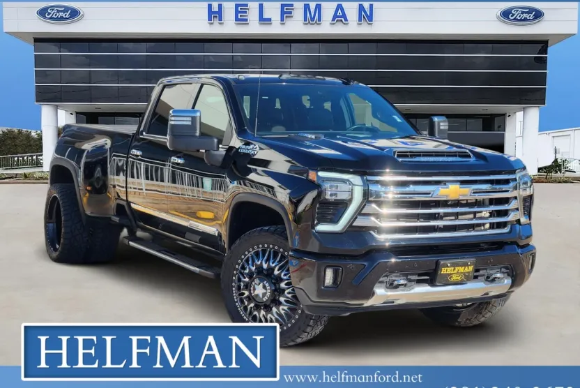 2024 Chevrolet Silverado 3500HD High Country photo 1