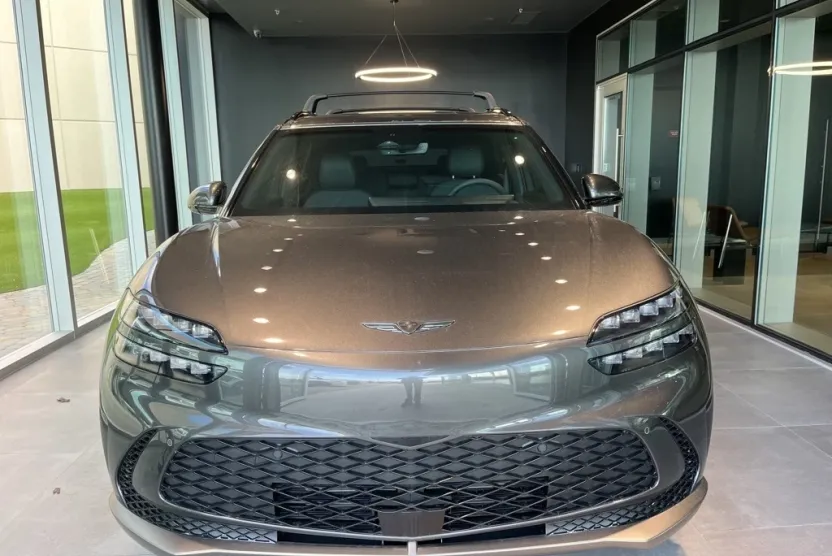 2024 Genesis GV60 photo 1