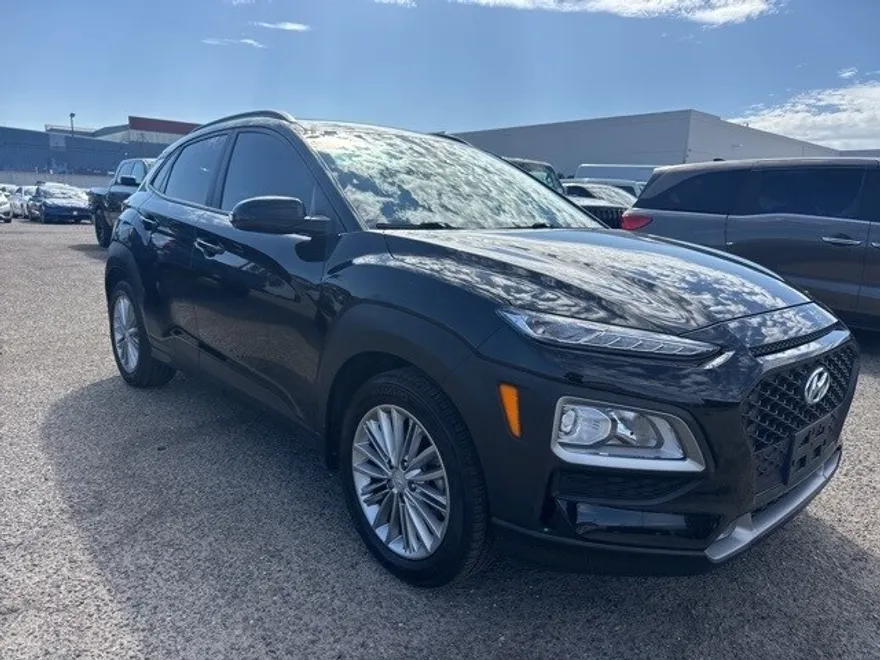 2021 Hyundai Kona SEL Plus photo 1