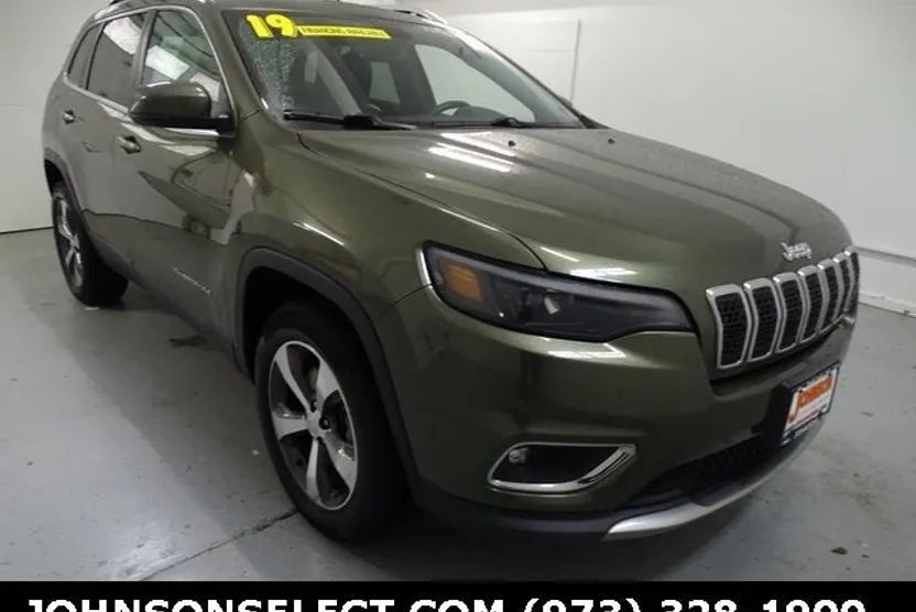 2019 Jeep Cherokee Limited photo 1