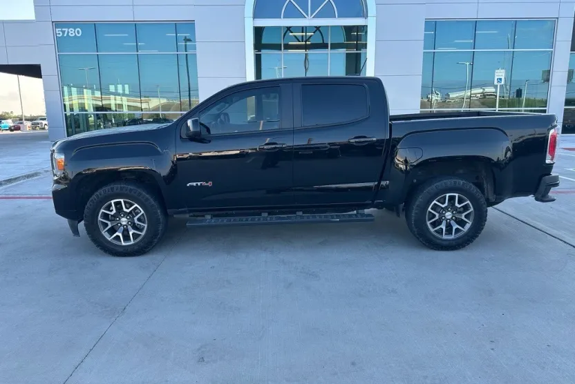 2022 Gmc Canyon photo 1