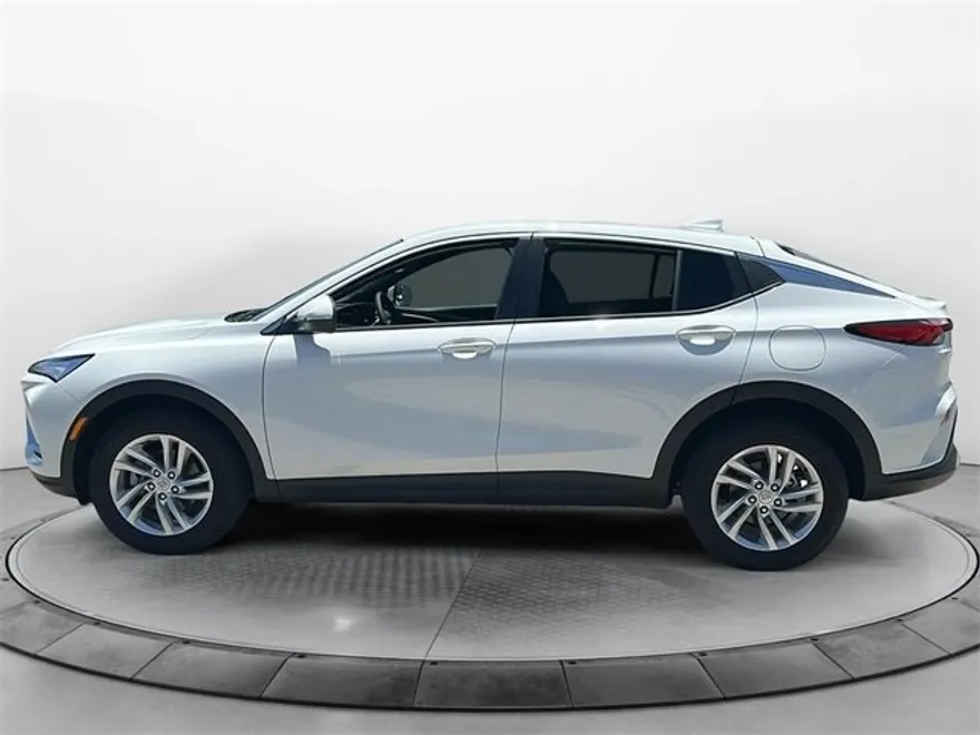 2025 Buick Envista Preferred photo 1