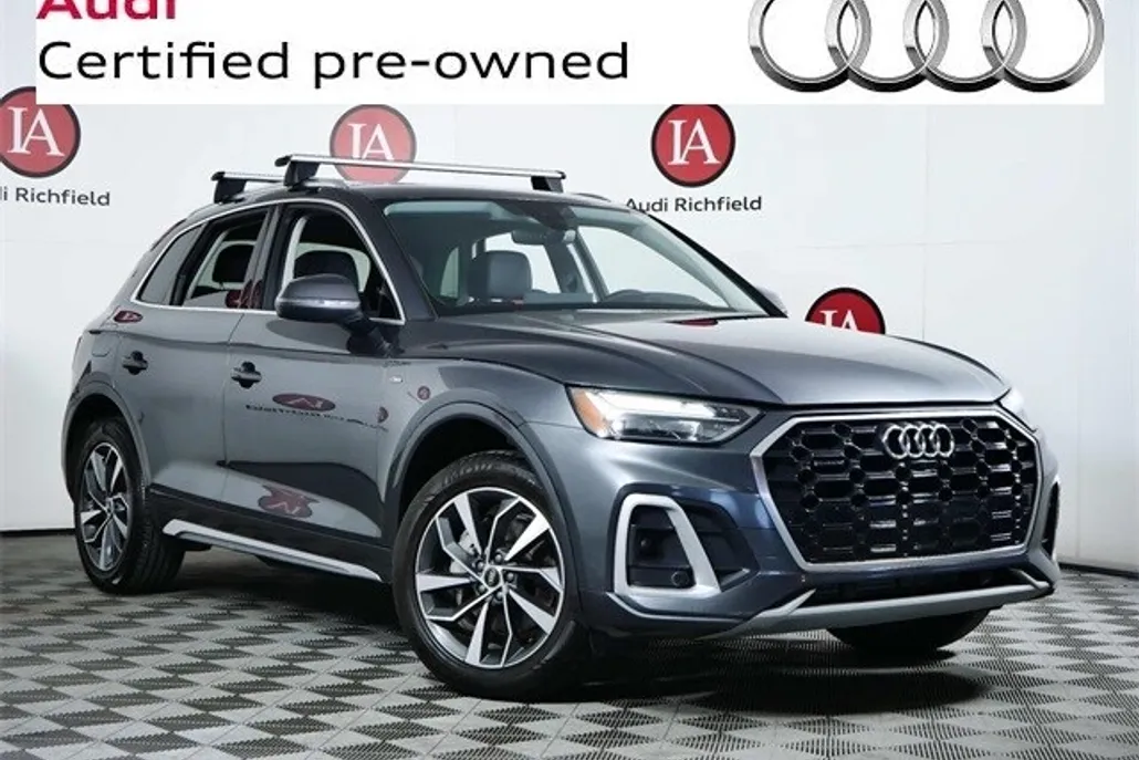 2022 Audi Q5 45 S line Premium Plus photo 1