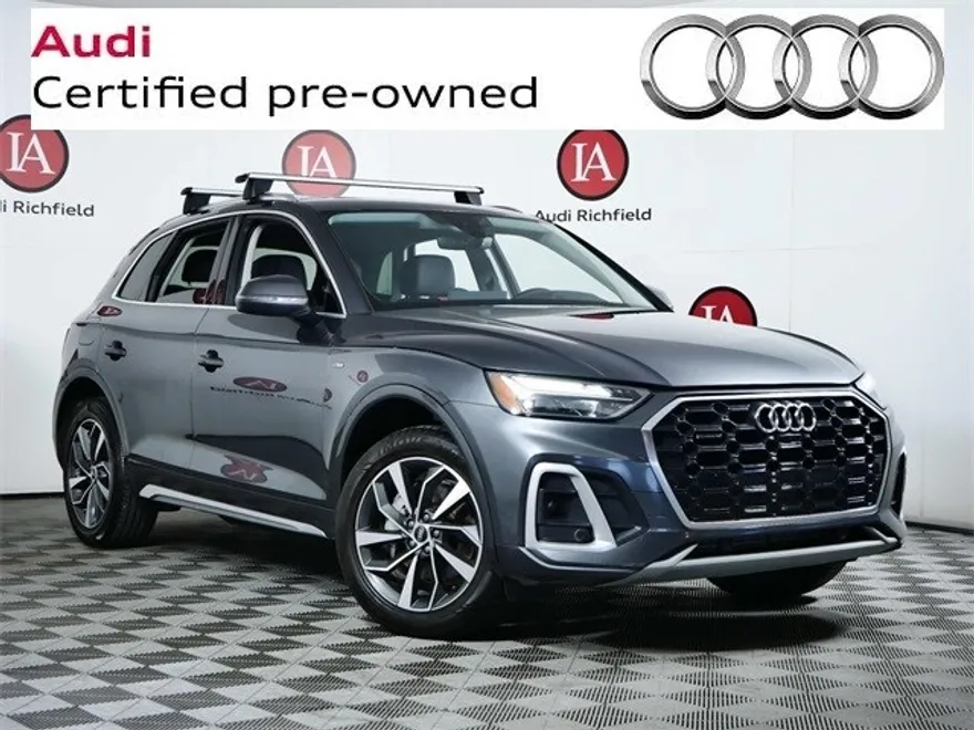 2022 Audi Q5 45 S line Premium Plus photo 1
