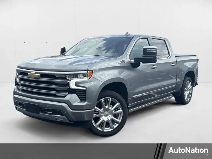 2024 Chevrolet Silverado 1500 High Country photo 1