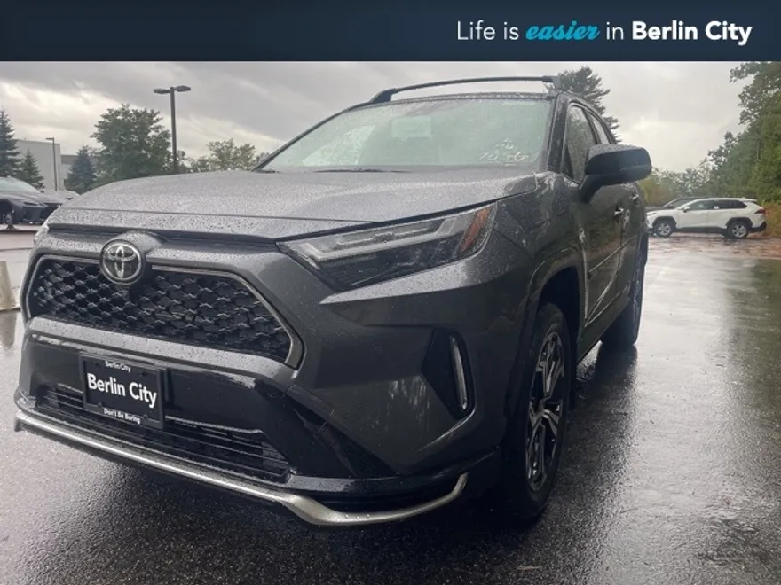 2025 Toyota RAV4 Prime XSE Premium photo 1