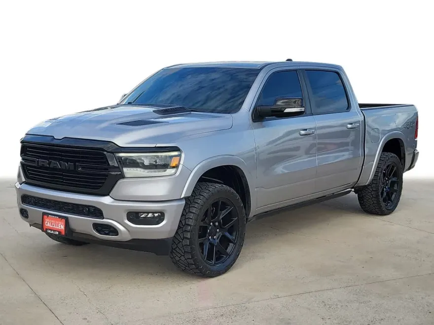 2022 Ram 1500 Laramie photo 1