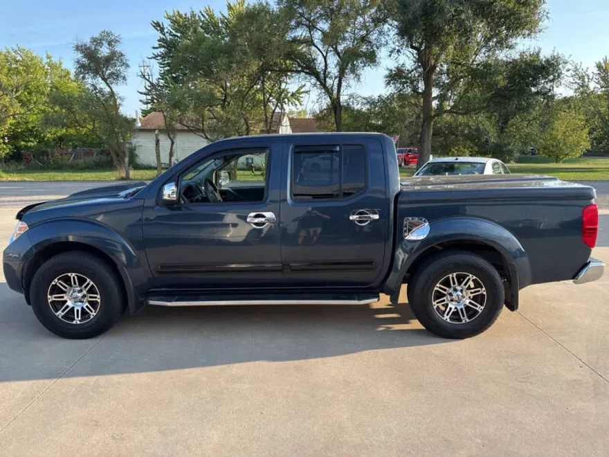 2018 Nissan Frontier SV photo 1