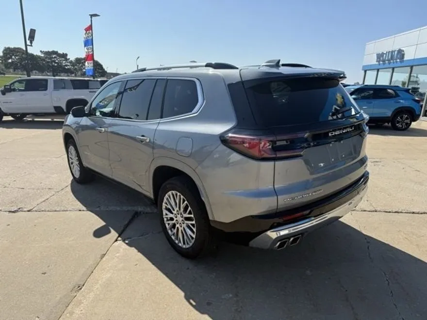 2024 Gmc Acadia Denali photo 1