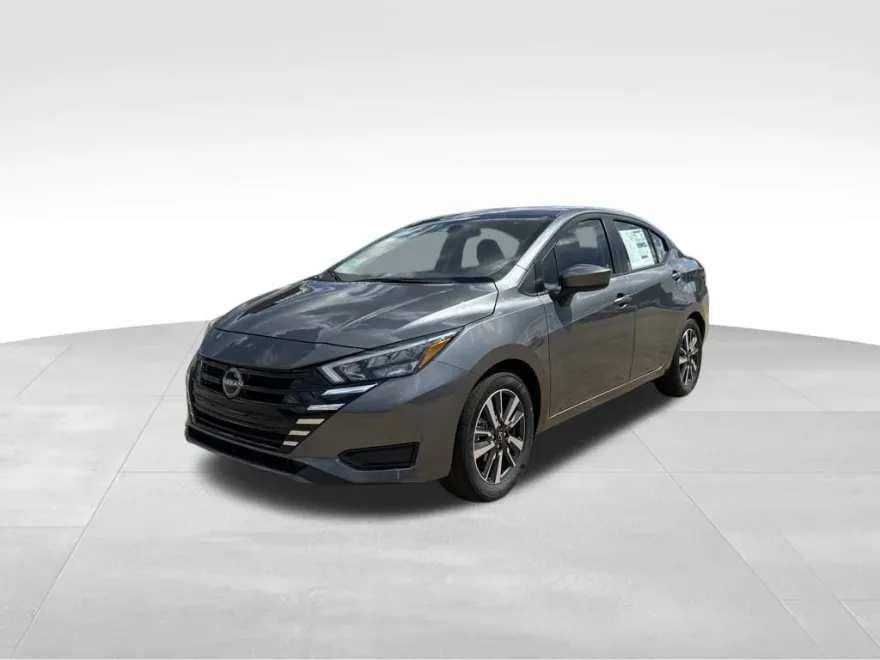 2025 Nissan Versa SV photo 1