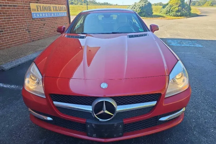 2013 Mercedes Benz SLK 250 photo 1
