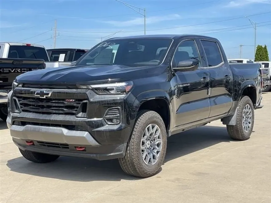 2026 Chevrolet Colorado Z71 photo 1