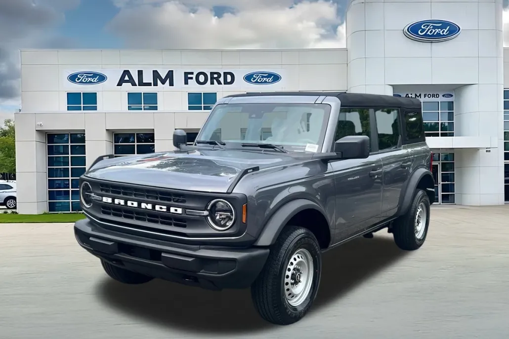 2025 Ford Bronco Base photo 1