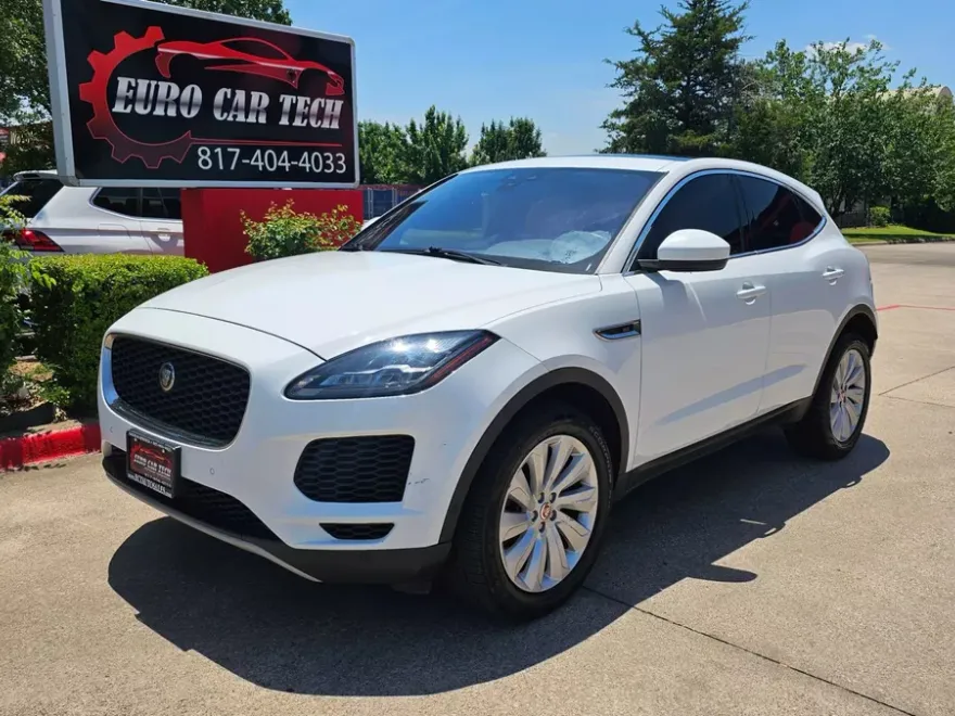 2018 Jaguar E-PACE P250 SE photo 1