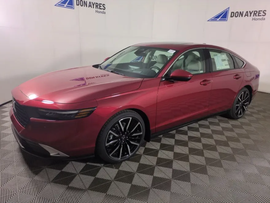 2025 Honda Accord Hybrid Touring photo 1