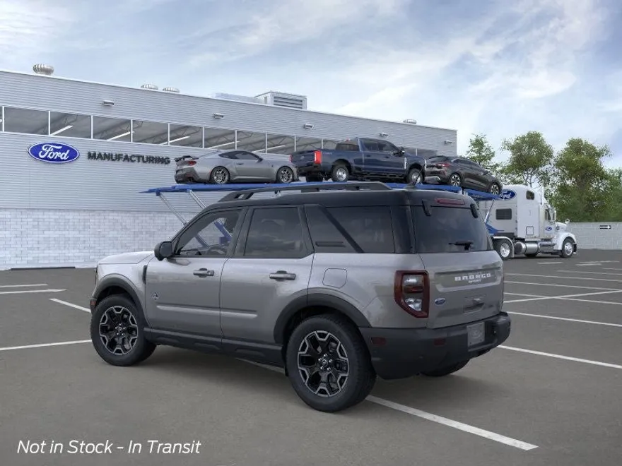 2025 Ford Bronco Sport Outer Banks photo 1
