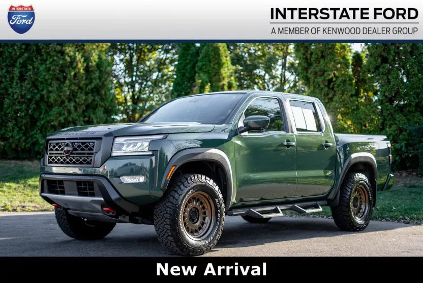 2022 Nissan Frontier PRO-4X photo 1