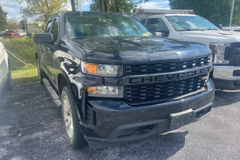 2021 Chevrolet Silverado 1500 Custom photo 1