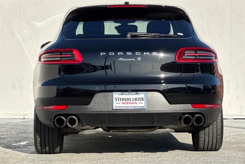 2016 Porsche Macan S photo 1