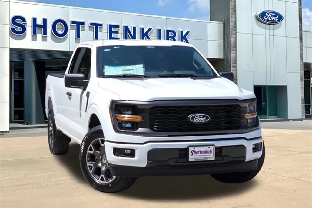 2025 Ford F-150 STX photo 1