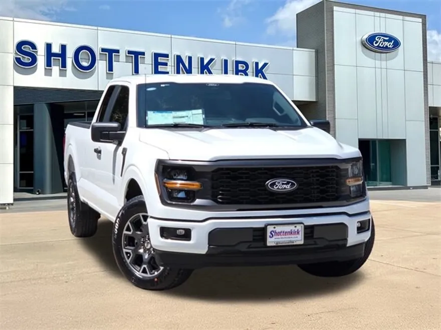 2025 Ford F-150 STX photo 1