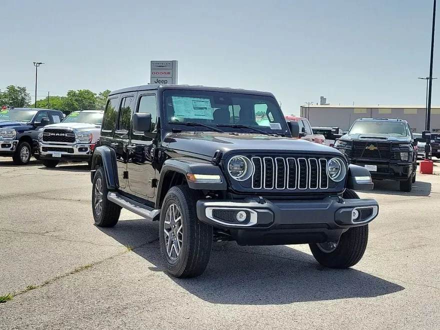 2025 Jeep Wrangler Sahara photo 1